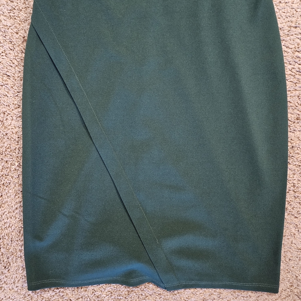 NWT Dark GreenBodycon Dress - Picture 7 of 8